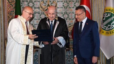 Photo of الرئيس تبون يتقلد الدكتوراه الفخرية من جامعة اسطنبول